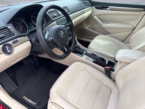 Used 2017 Volkswagen Passat 1.8T SE image 23