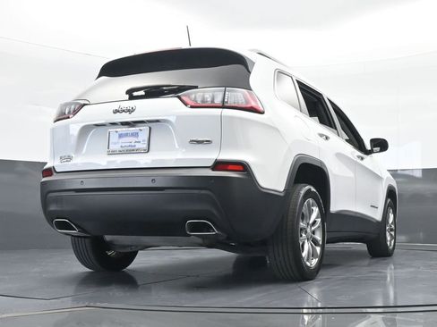 Used 2021 Jeep Cherokee Latitude Lux w/ Comfort/Convenience Group image 57