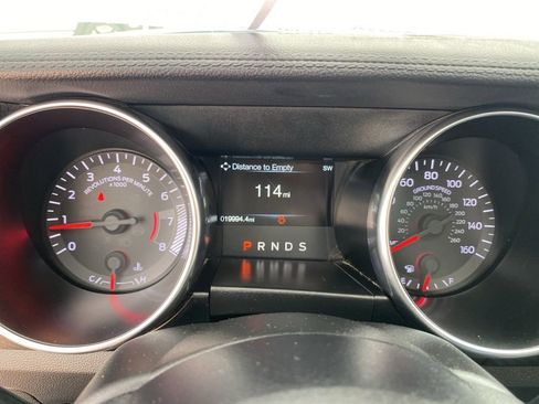 Used 2019 Ford Mustang Coupe image 23