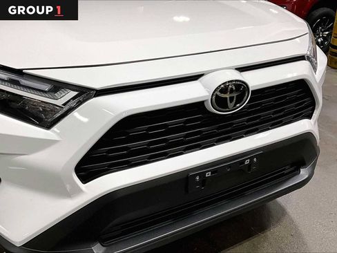 Used 2024 Toyota RAV4 XLE image 30