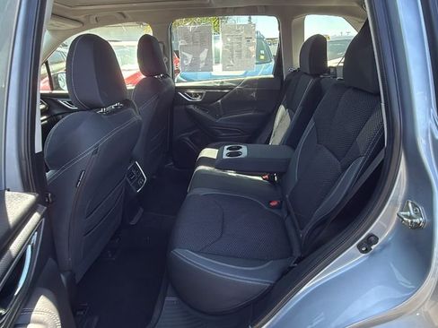 Used 2020 Subaru Forester Premium AWD/4WD image 18
