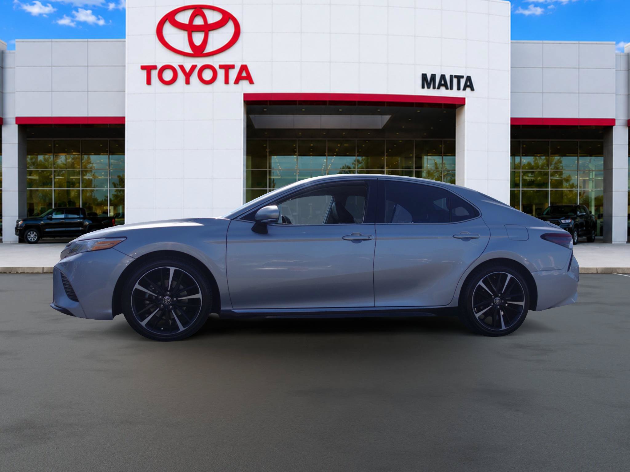 Used 2020 Toyota Camry XSE FWD image 6