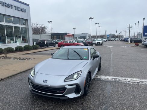 Used 2025 Subaru BRZ tS image 7