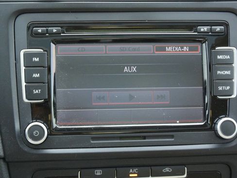 Used 2013 Volkswagen Jetta TDI image 17