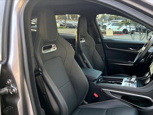 Used 2026 Jaguar F-PACE R-Dynamic S image 7