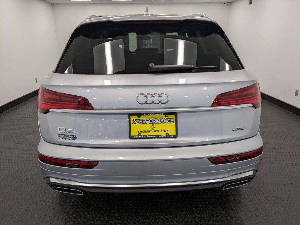 Used 2022 Audi Q5 2.0T Premium Plus w/ Premium Plus Package AWD/4WD image 5