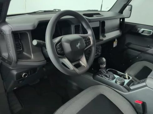New 2025 Ford Bronco 4-Door AWD/4WD image 9