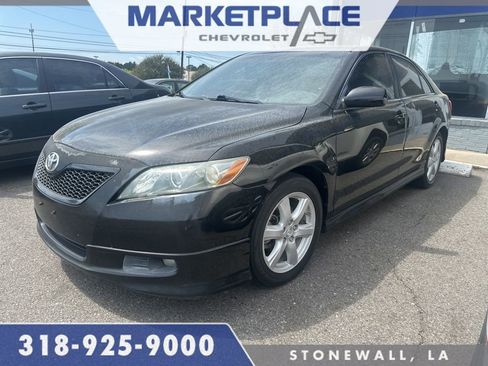 Used 2008 Toyota Camry LE image 1