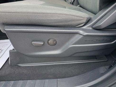 Used 2025 Ford F350 XLT image 23