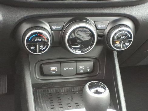 New 2026 Hyundai Venue SEL image 9