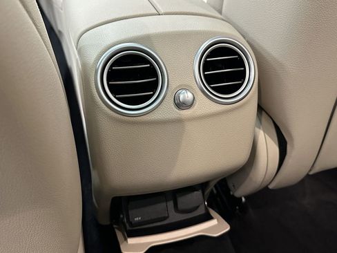 Used 2021 Mercedes-Benz GLC 300 image 25