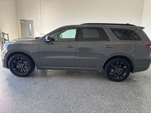 Used 2023 Dodge Durango GT image 2