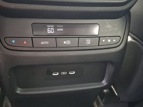 Certified 2025 Honda Pilot EX-L image 13