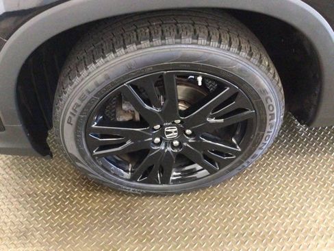 Used 2020 Honda Pilot Black Edition image 32