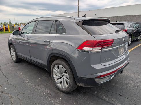 Used 2021 Volkswagen Atlas Cross Sport SE w/ Panoramic Sunroof Package AWD/4WD image 5