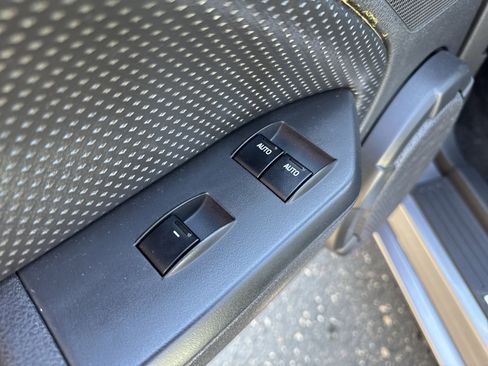 Used 2006 Ford Mustang GT Premium image 14