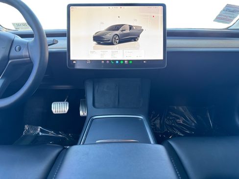 Used 2022 Tesla Model 3 Long Range AWD/4WD image 11