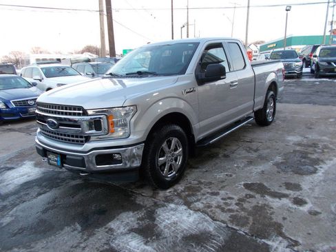 Used 2018 Ford F150 XLT w/ Equipment Group 302A Luxury image 6