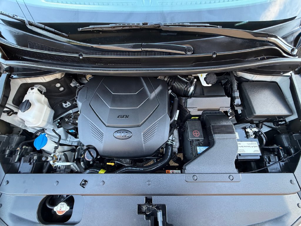 Used 2021 Kia Sedona EX FWD image 9
