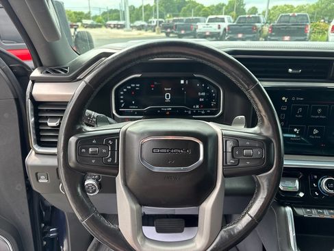 Used 2022 GMC Sierra 1500 Denali AWD/4WD image 17