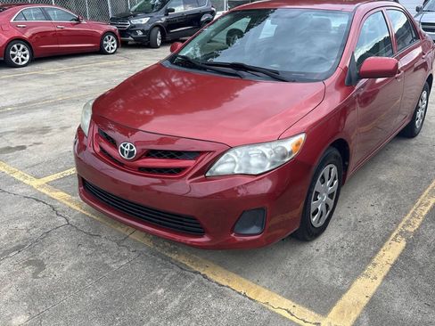 Used 2012 Toyota Corolla L FWD image 2