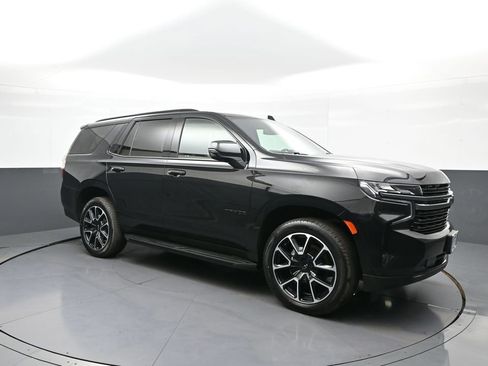 Used 2022 Chevrolet Tahoe RST w/ Luxury Package AWD/4WD image 4