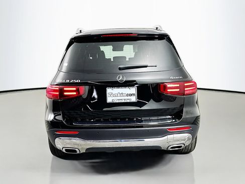 Used 2025 Mercedes-Benz GLB 250 4MATIC image 6