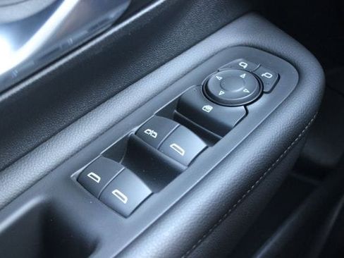 Used 2023 GMC Terrain SLE AWD/4WD image 18
