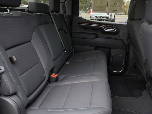 Used 2023 GMC Sierra 1500 Elevation image 24