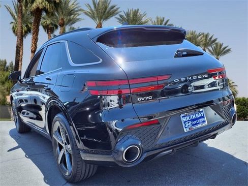 Used 2022 Genesis GV70 3.5T Sport w/ Sport Prestige Package image 2
