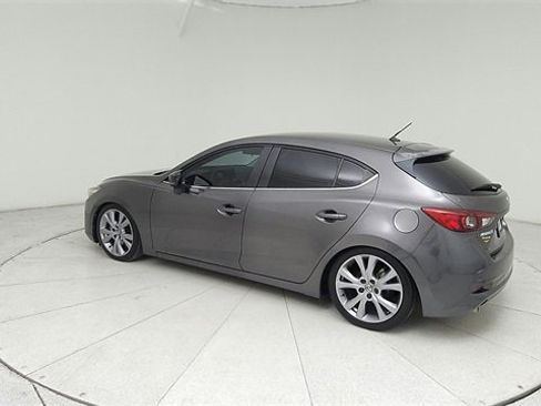 Used 2018 MAZDA MAZDA3 Touring image 7