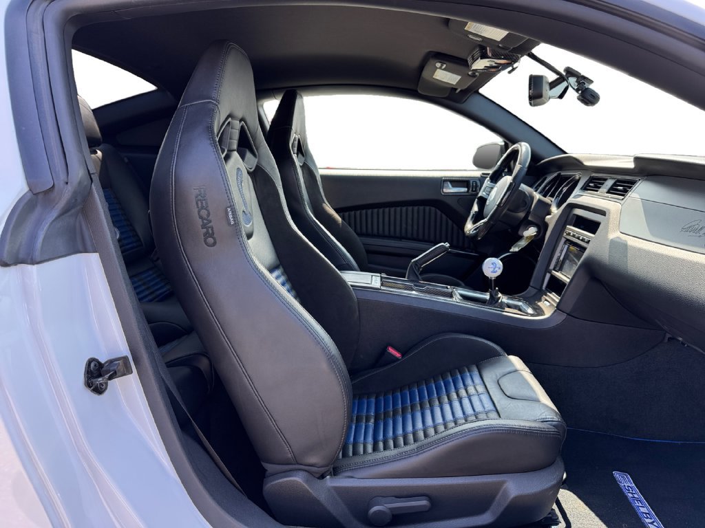 Used 2014 Ford Mustang Shelby GT500 w/ Equipment Group 821A RWD image 15