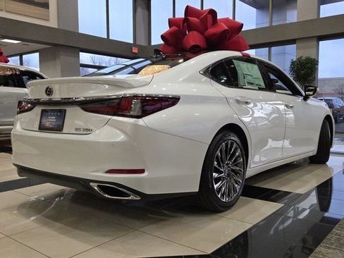 New 2025 Lexus ES 350 Ultra Luxury image 25