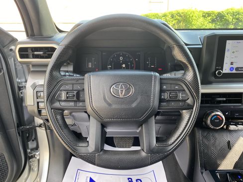 Used 2024 Toyota Tacoma SR5 image 4