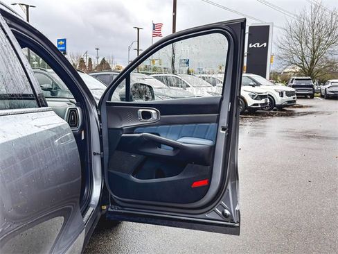Certified 2025 Kia Sorento SX Prestige image 14