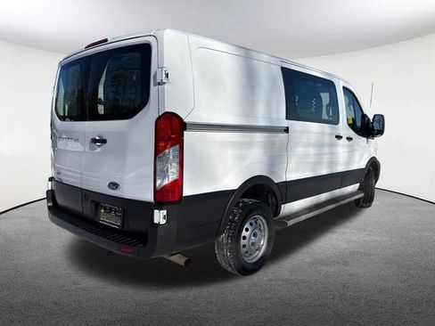Used 2024 Ford Transit 250 Low Roof AWD w/ Exterior Upgrade Package image 14