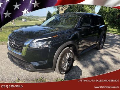 Used 2024 Nissan Pathfinder S w/ Cargo Package