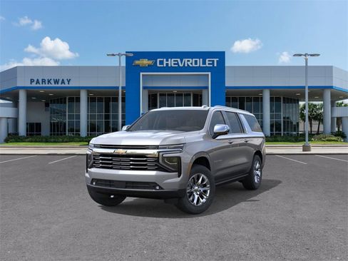 New 2026 Chevrolet Suburban Premier image 8