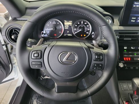 Certified 2025 Lexus IS 300 RWD image 20
