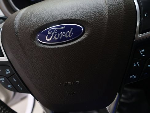 Used 2017 Ford Fusion Energi Platinum FWD image 21