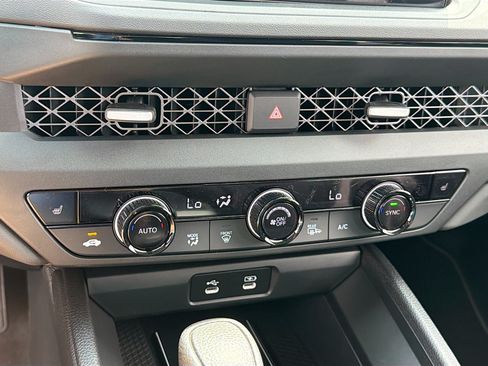 Used 2023 Honda Accord LX image 10