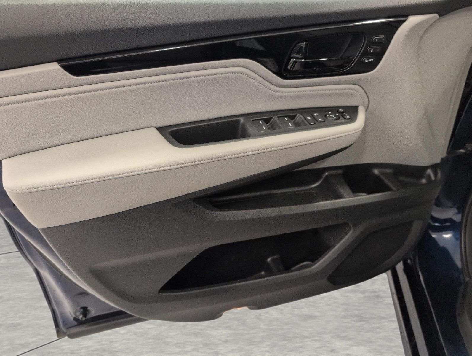 Used 2021 Honda Odyssey Elite image 29