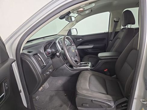 Used 2020 Chevrolet Colorado LT image 12