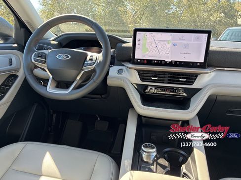 New 2026 Ford Explorer Active w/ Active Comfort Package image 11