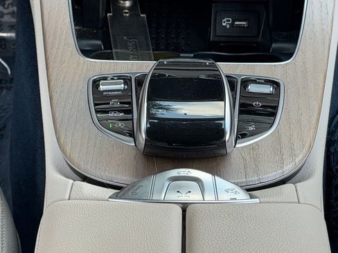 Used 2018 Mercedes-Benz E 400 Cabriolet w/ Premium 3 Package image 45