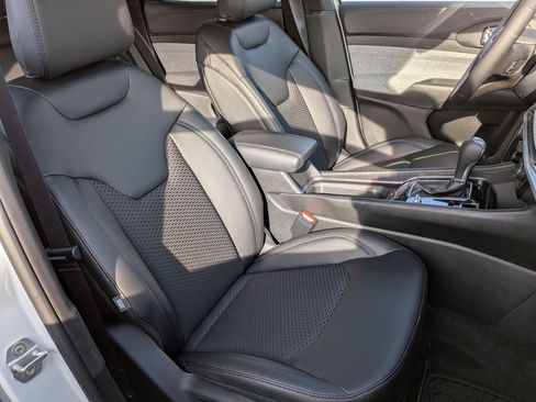 New 2026 Jeep Compass Latitude image 30