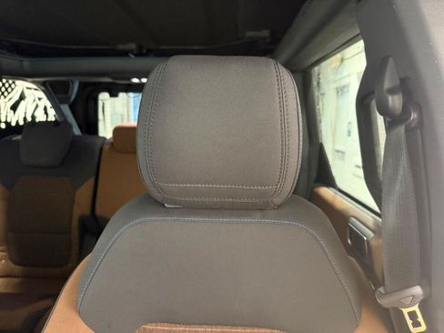 Used 2023 Ford Bronco Outer Banks AWD/4WD image 23