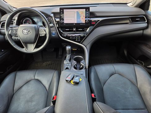 Used 2022 Toyota Camry XSE w/ Navigation Upgrade Package FWD image 22