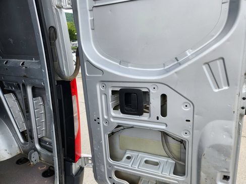 Used 2022 Mercedes-Benz Sprinter 2500 image 17