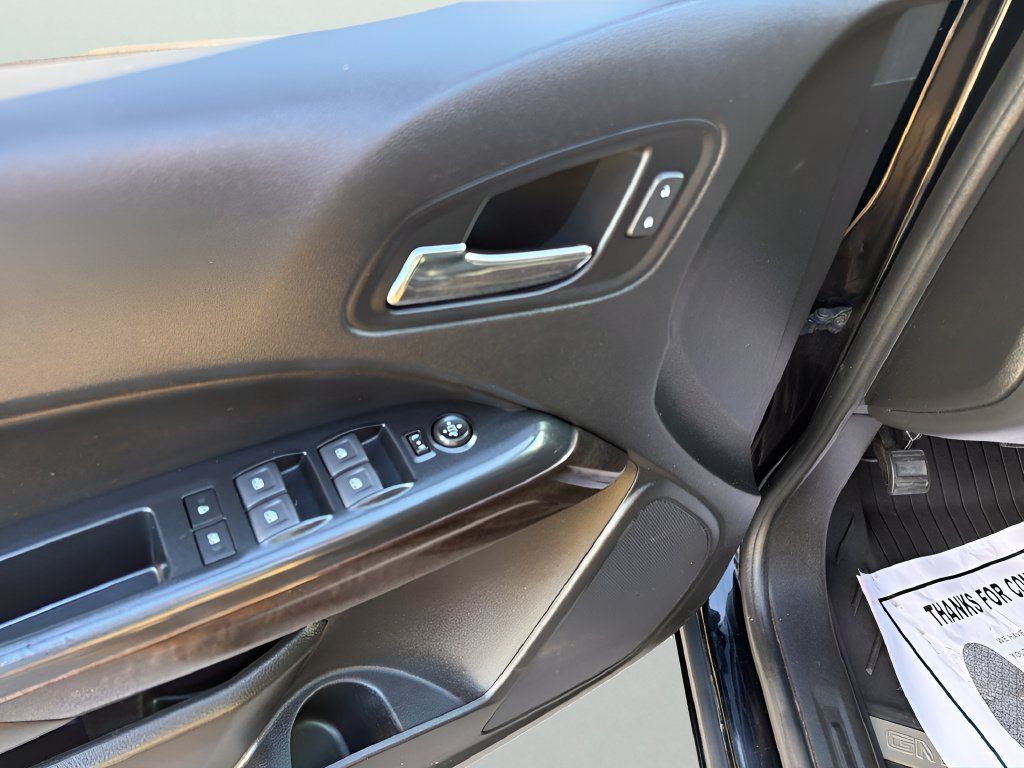 Used 2020 GMC Canyon SLE w/ Elevation Edition RWD image 16